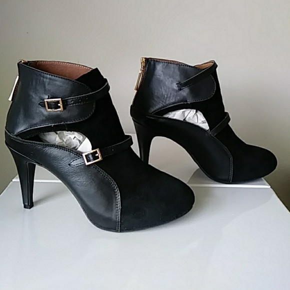 Mark Genuine Suede Leather Booties. Brand NEW! - Picture 3 of 8